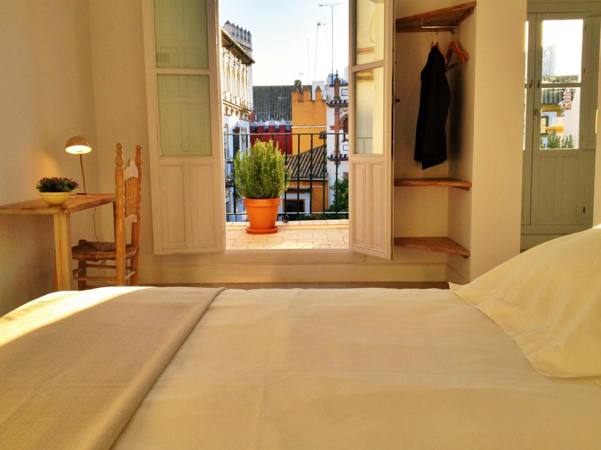 Hotel Boutique Elvira Plaza Севиля Екстериор снимка