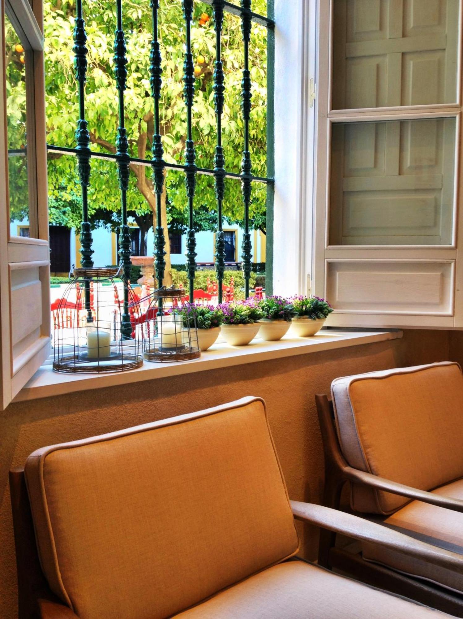 Hotel Boutique Elvira Plaza Севиля Екстериор снимка